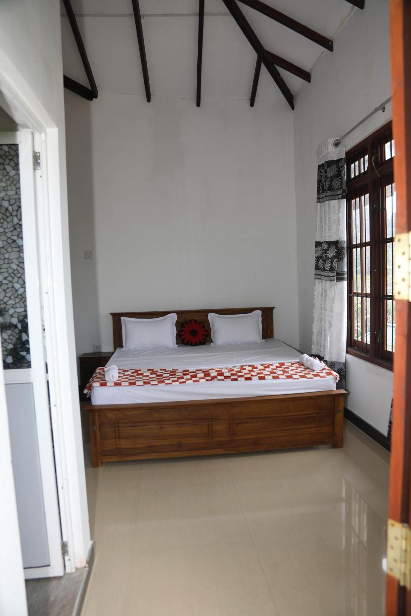 Mountain Bliss Villa Peradeniya Exterior photo